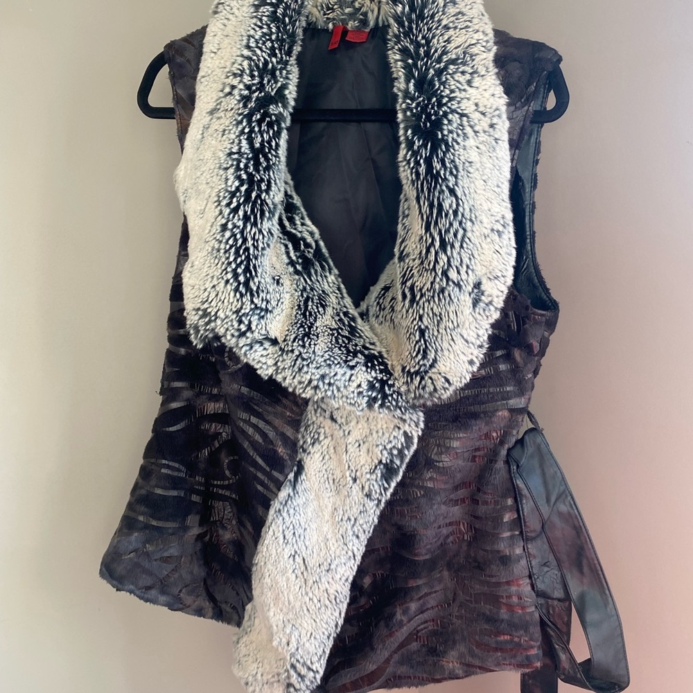 548 Faux Fur Vest